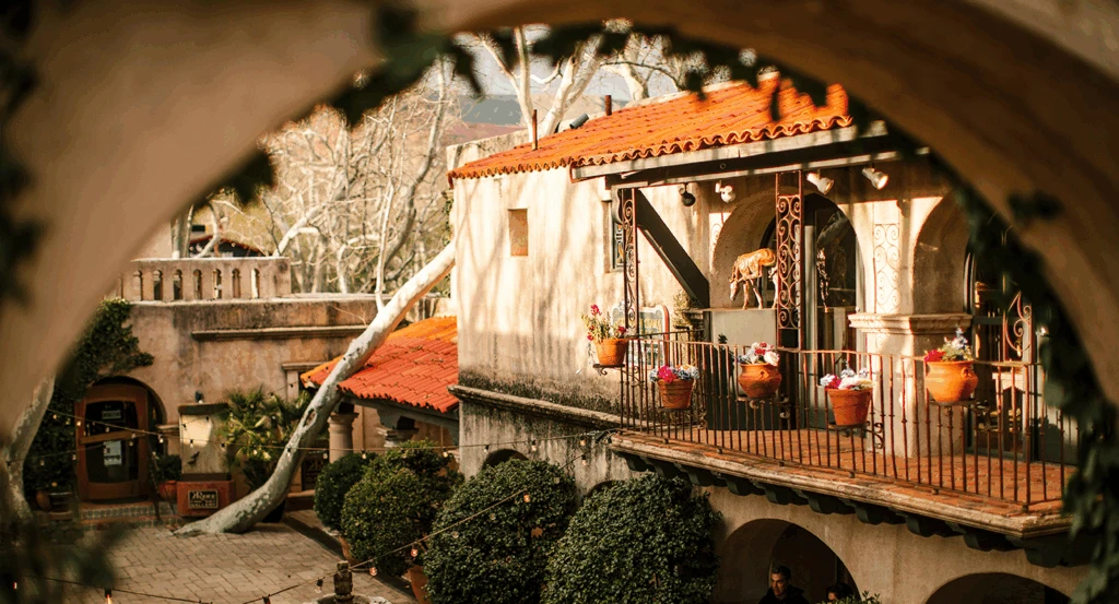 René at Tlaquepaque in Sedona