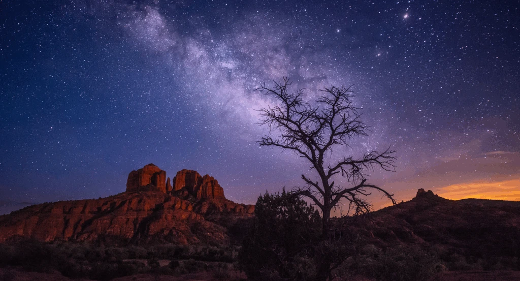 a view of the Sedona night sky from Ambiente