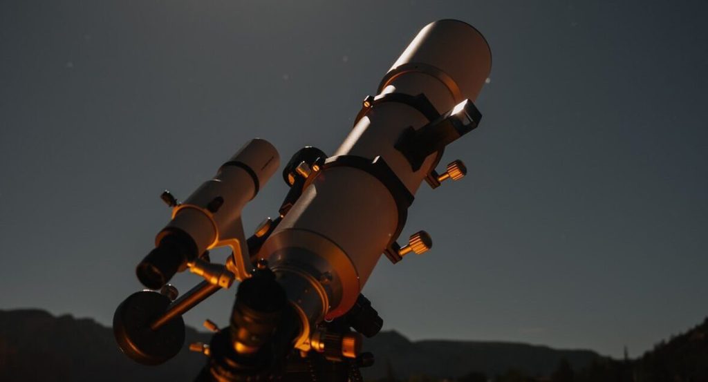 Telescope with the Sedona starry sky